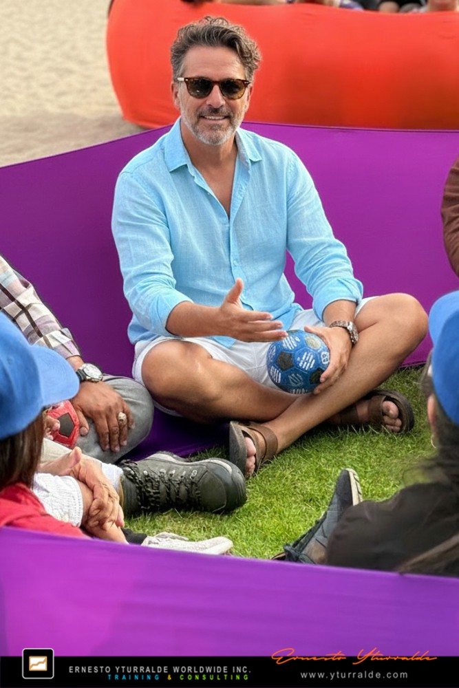 Facilitación de team building en Miami con metodología experiencial de alto impacto